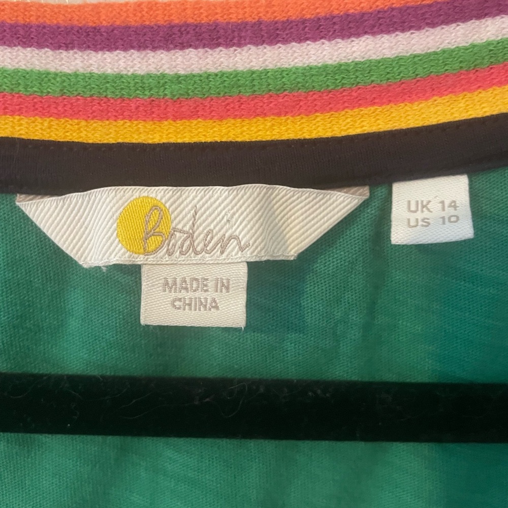 Boden, v neck top, Sz 10 - Picture 2 of 2